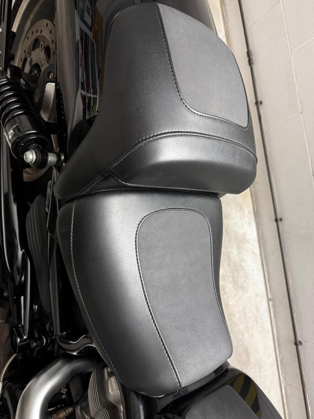 Harley-Davidson 1250 V-Rod Muscle (2009 - 17) - VRSCF (4)