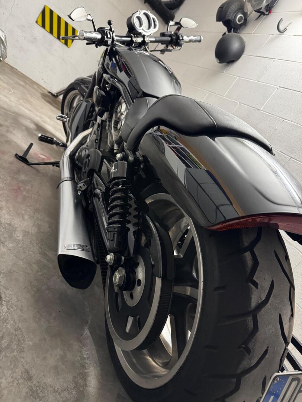 Harley-Davidson 1250 V-Rod Muscle (2009 - 17) - VRSCF (10)