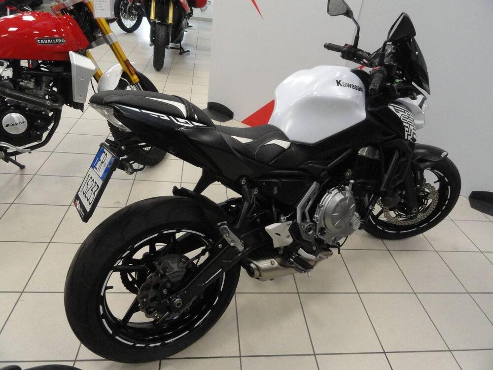 Kawasaki Z 650 (2017 - 19) (6)
