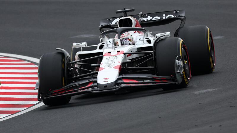 F1. Davvero la Red Bull &egrave; la terza o quarta forza in pista, come dice Fernando Alonso esaltando Max Verstappen?
