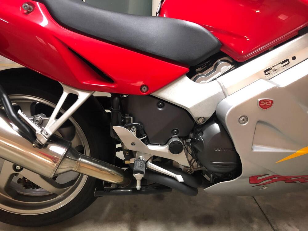 Honda VFR 800 fi (10)