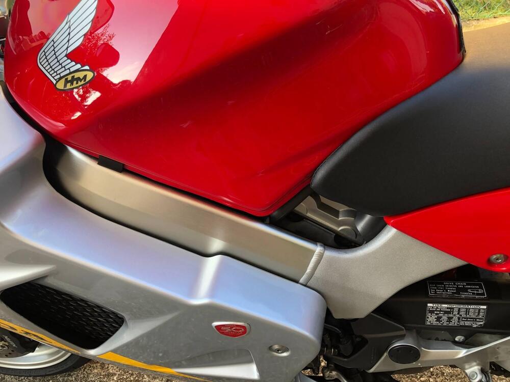 Honda VFR 800 fi (14)