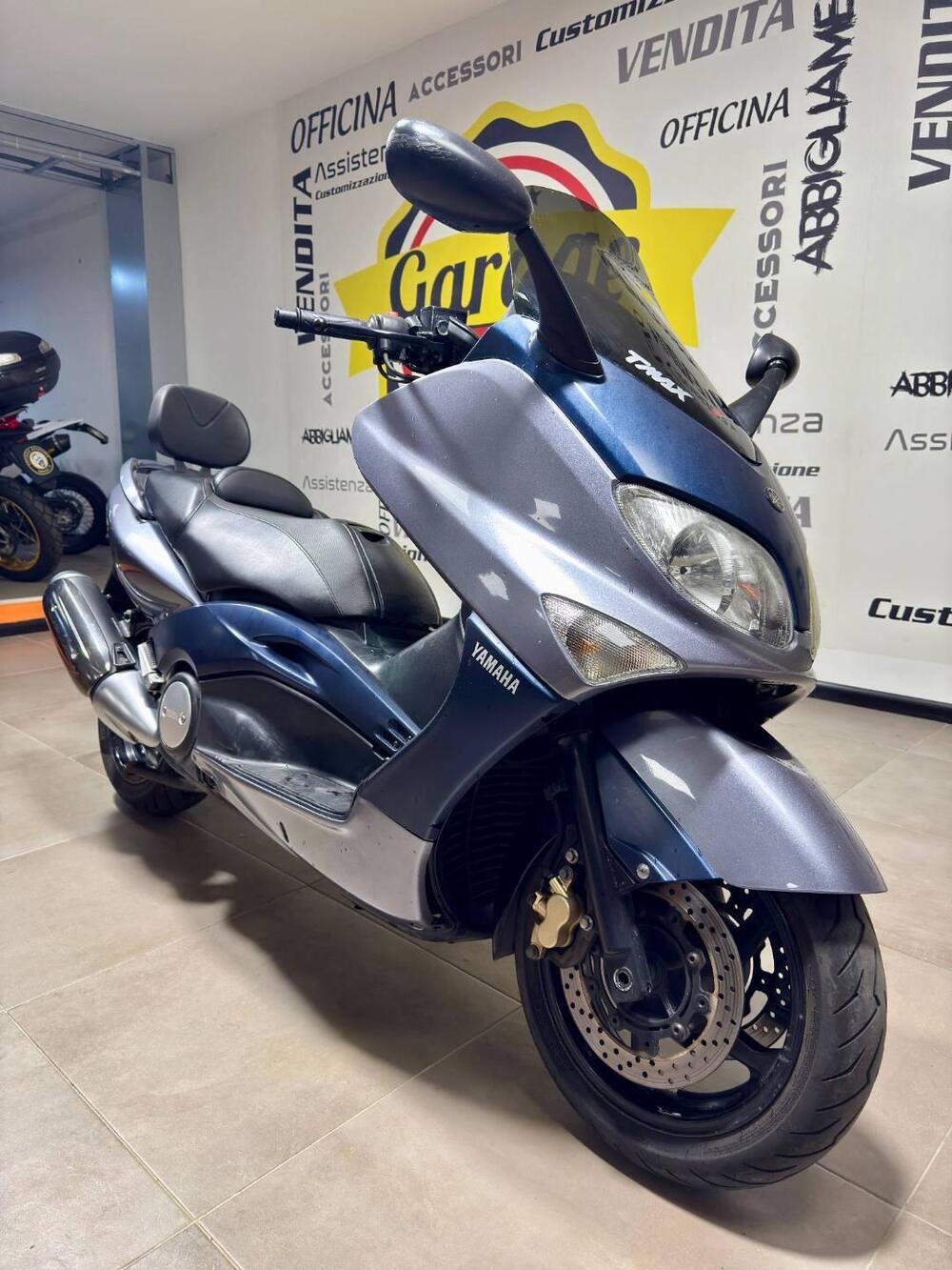 Yamaha T-Max 500 (2004 - 07) (2)