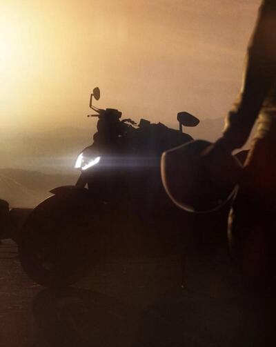 BMW R1300R: il countdown &egrave; iniziato, il lancio il 10 aprile alle 17:00