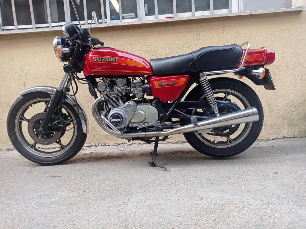 Suzuki GS550E (2)