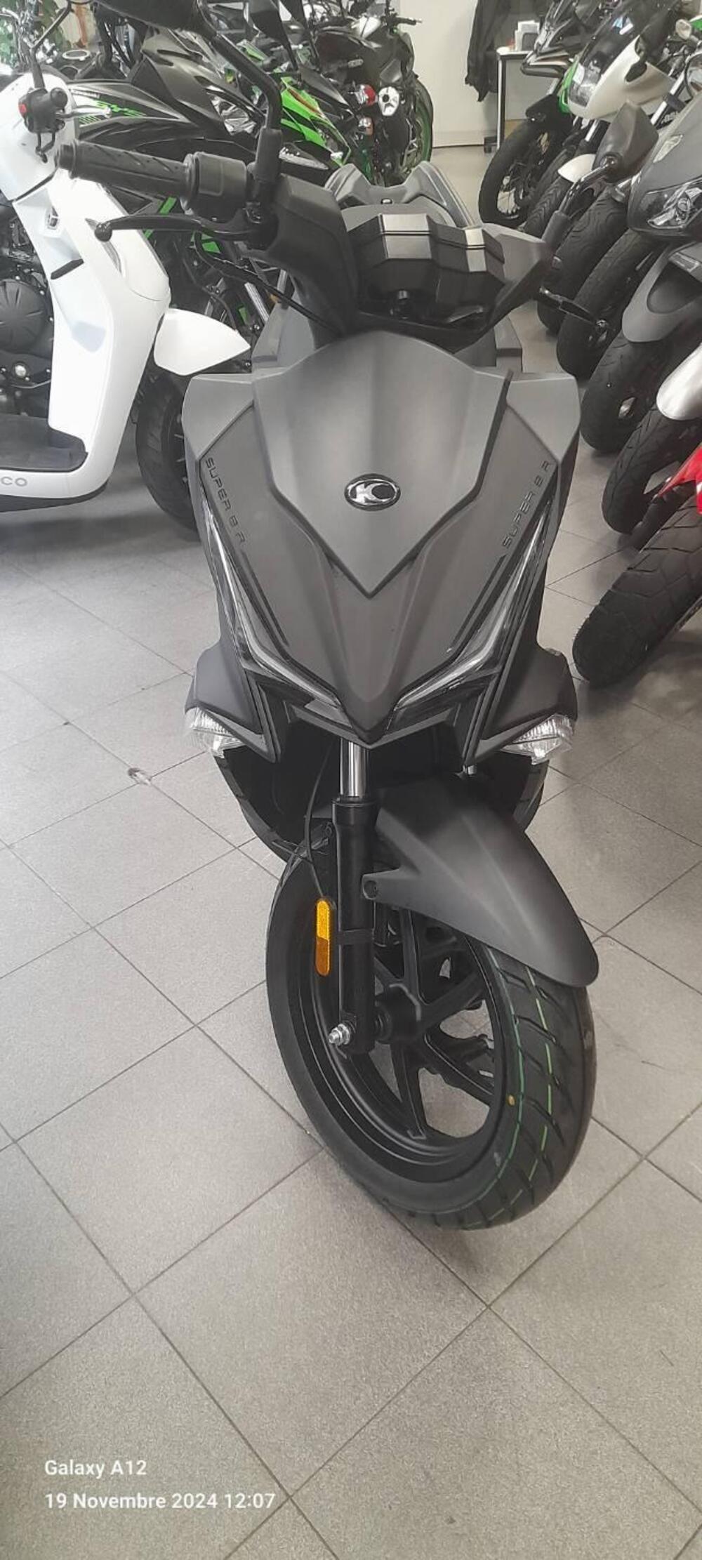 Kymco Super 8 50 R (2022 - 25) (2)