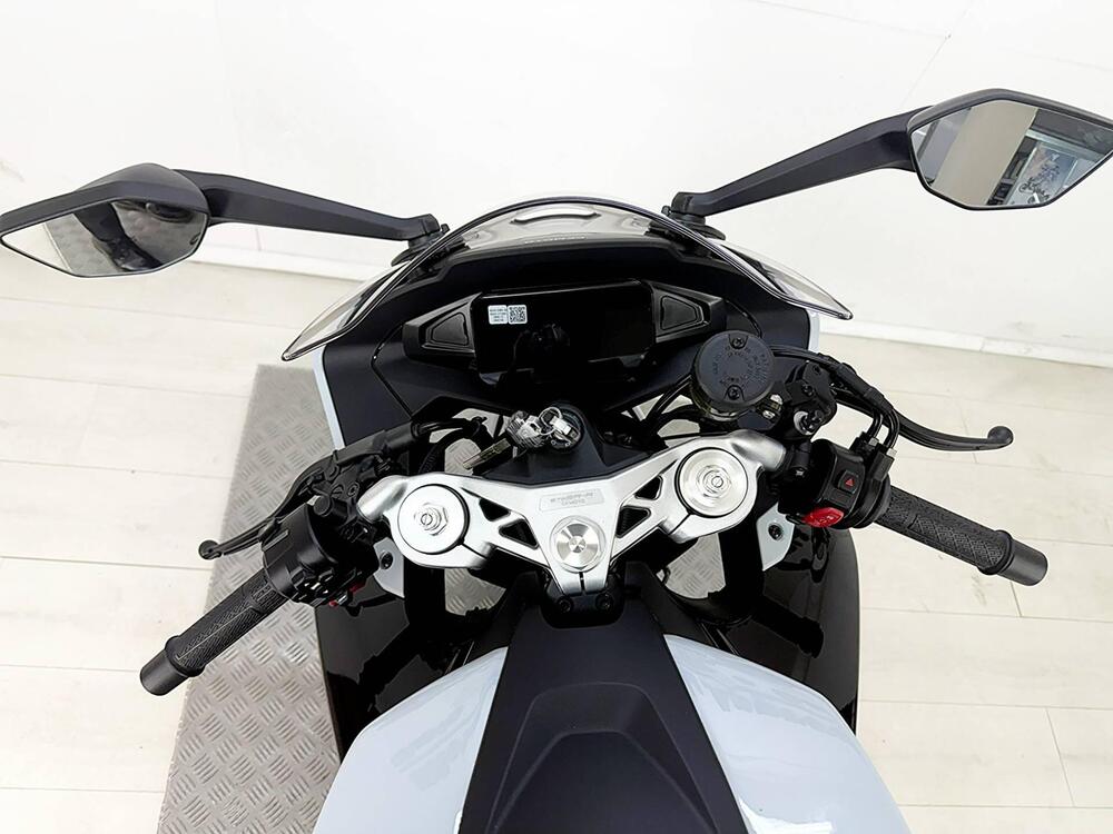 CFMOTO 675SR-R (2025) (18)