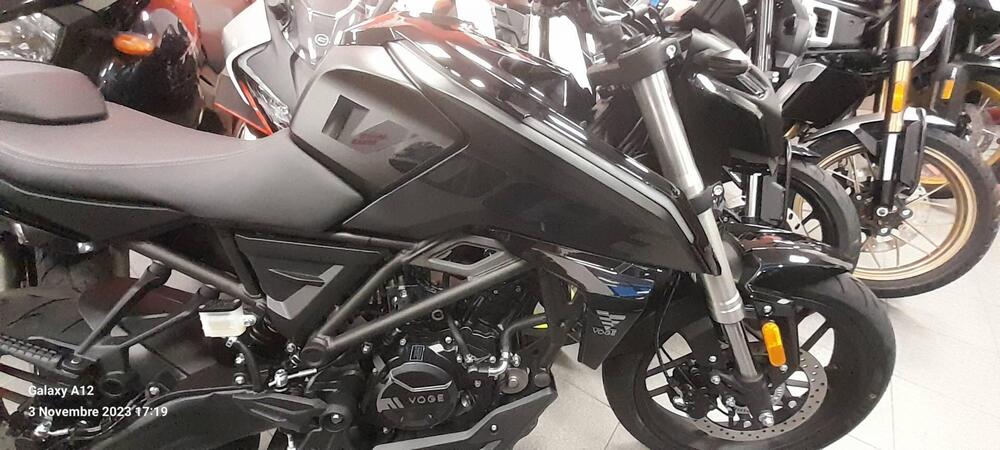 Voge Brivido 125R (2023 - 25) (2)