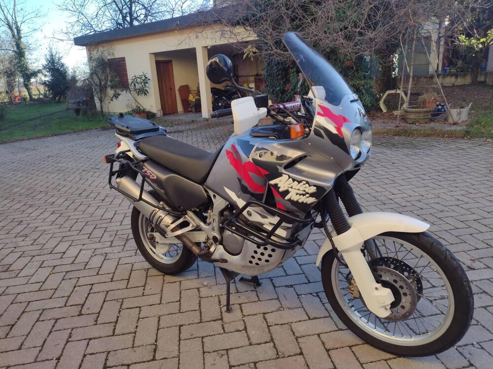 Honda Africa Twin XRV 750 (1996 - 02) (8)
