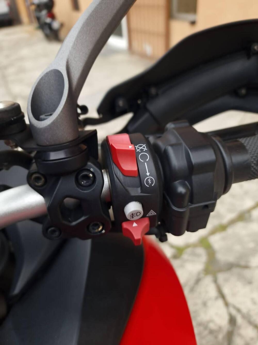 Ducati Multistrada V2 (2022 - 24) (11)