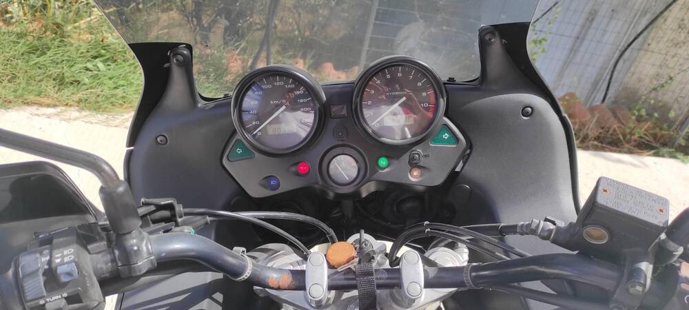 Honda Varadero 1000 (1999 - 02) (3)