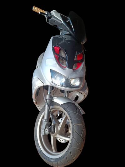 Aprilia SR 50 (2005 - 07) usata