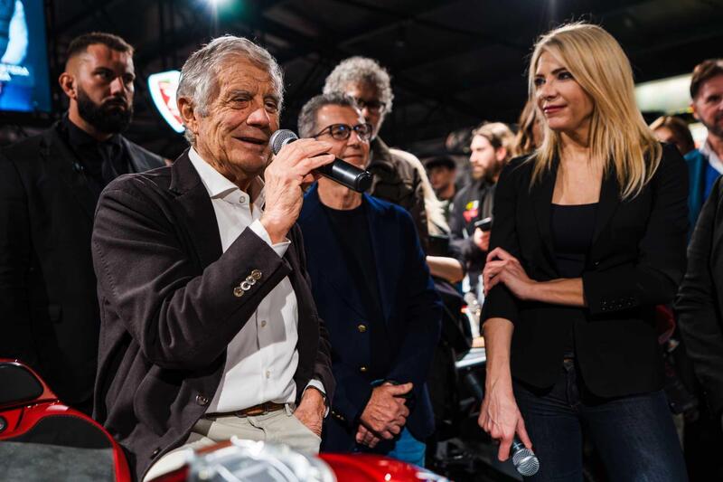 Fani Motors, 50 anni di passione: una grande festa con le leggende del motociclismo. Ecco com&#039;&egrave; andata [VIDEO E GALLERY]