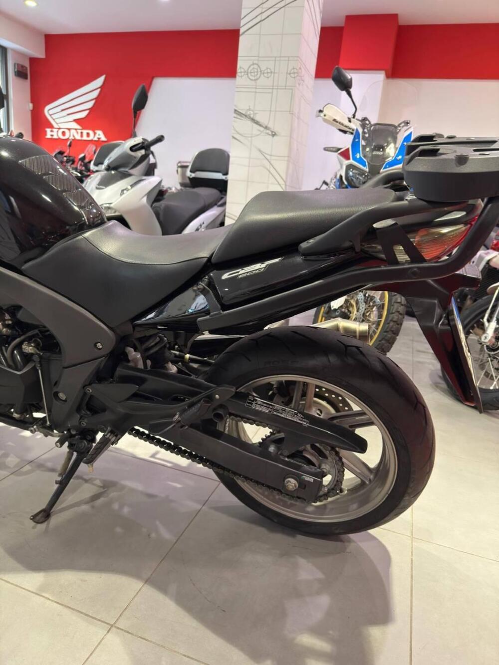 Honda CBF 600 (2004 - 06) (4)