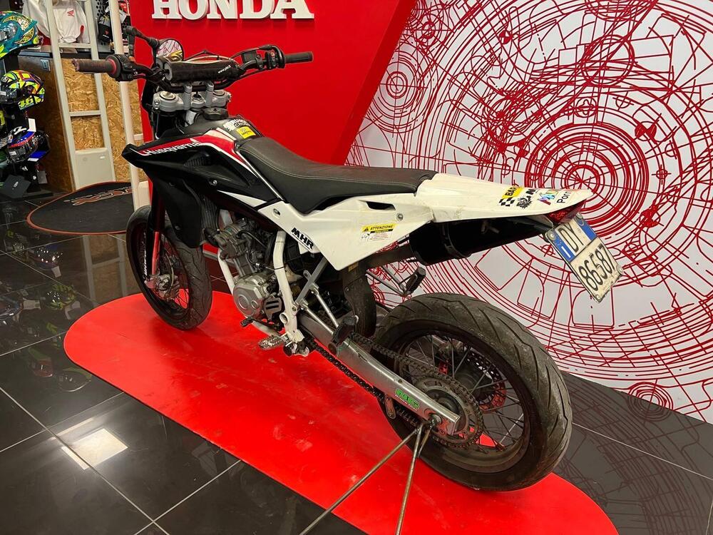 Husqvarna SM 125 (2010 - 12) (4)