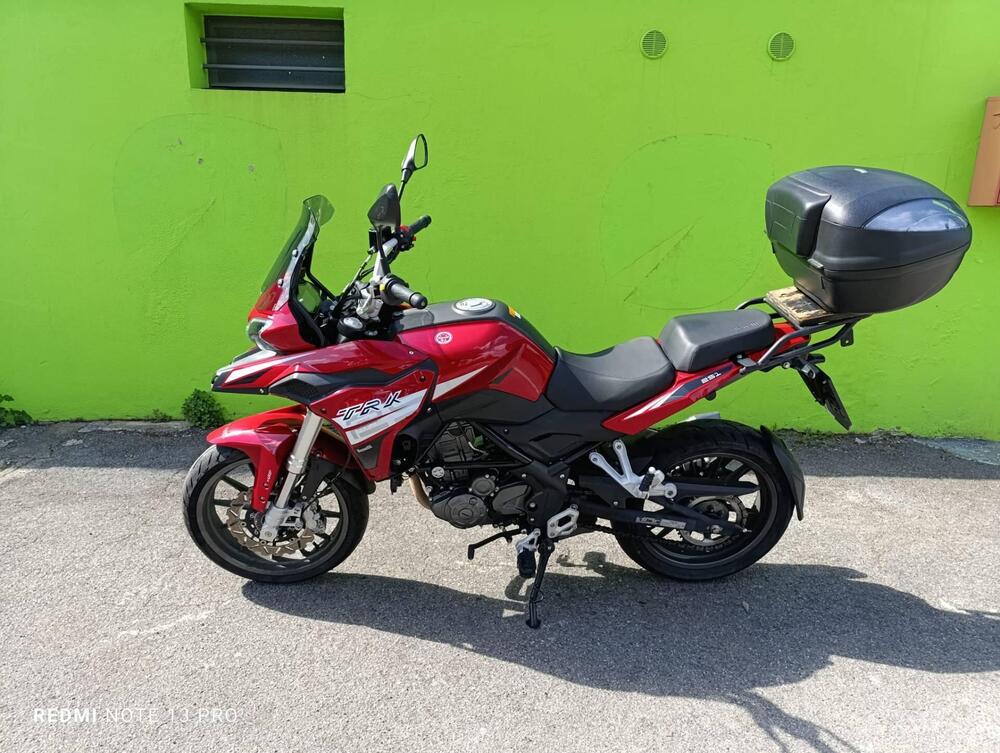 Benelli TRK 251 (2022 - 25) (3)