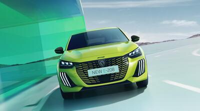 Peugeot 208: maggiore autonomia, pi&ugrave; efficiente e ora pu&ograve; alimentare casa