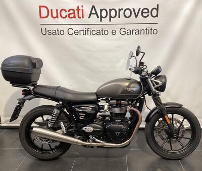 Triumph Street Twin 900 (2021 - 22) usata