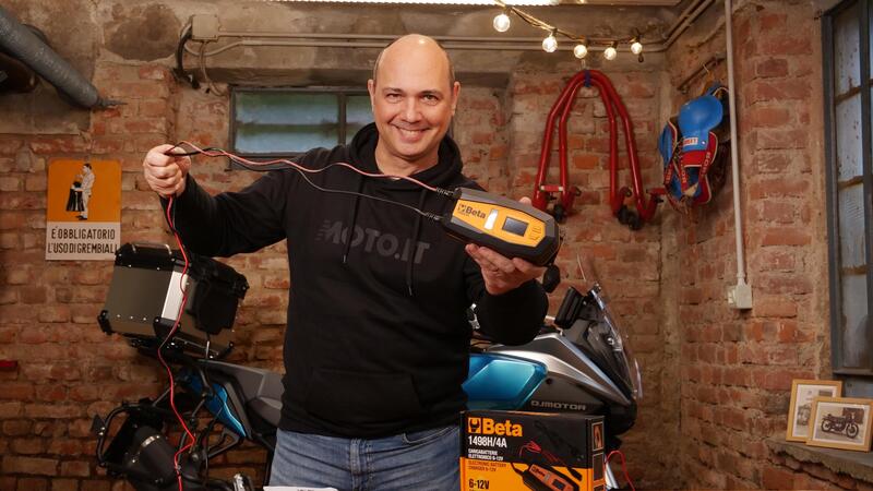 Caricabatterie e mantenitore Beta 1498H/4A: la recensione completa [VIDEO]