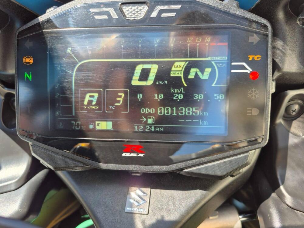 Suzuki GSX-R1000R Legend Edition (2020) (4)