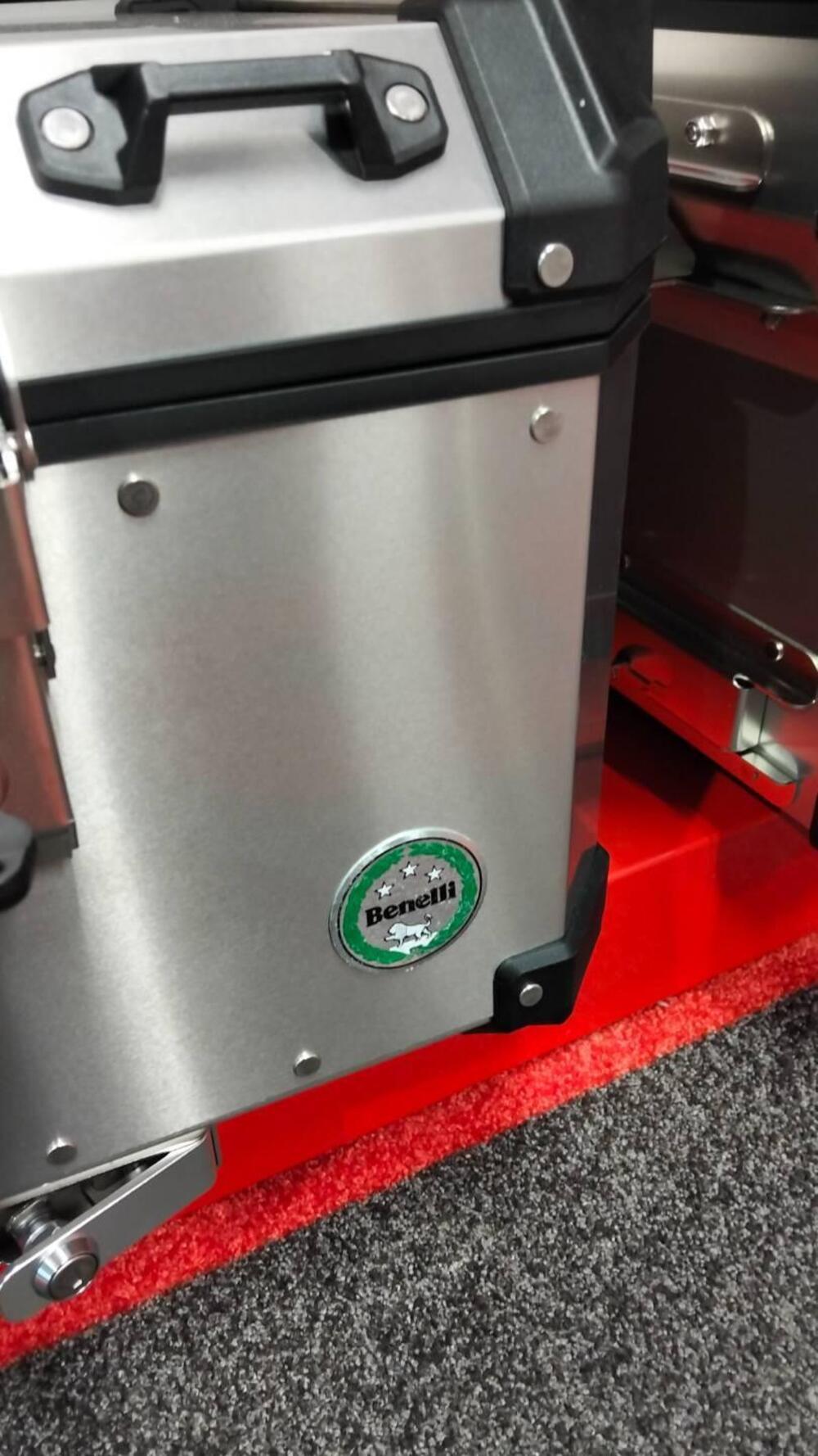 TRIS VALIGIE TRK 702 702X Benelli (3)