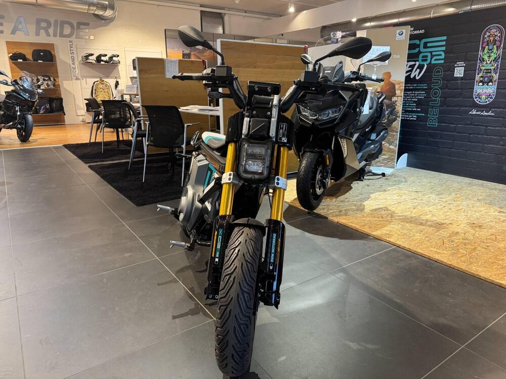 Bmw CE 02 AM (2024 - 25) (4)