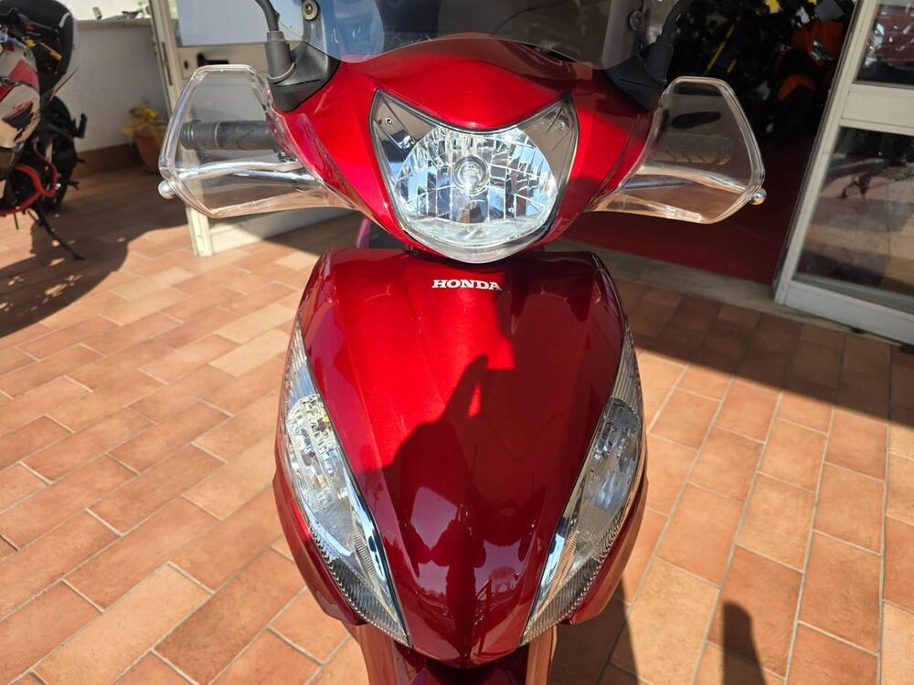 Honda Vision 110 (2011 - 16) (5)