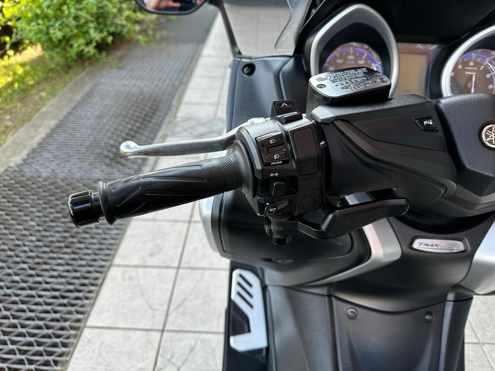 Yamaha T-Max 530 SX Sport Edition (2018 - 19) (17)