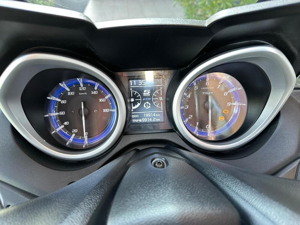 Yamaha T-Max 530 SX Sport Edition (2018 - 19) (6)