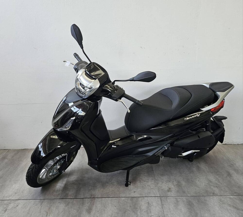 Piaggio Beverly 310 (2025) (2)