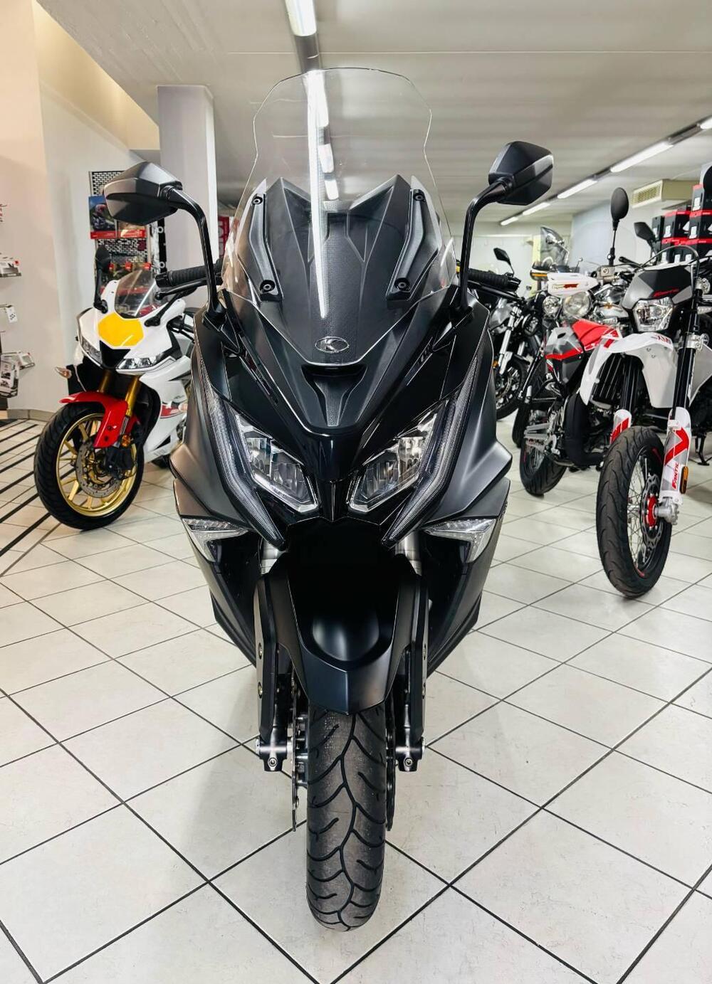 Kymco AK 550 ETS (2021 - 25) (8)