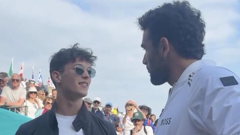 F1. Oliver Bearman e il divertente siparietto con Matteo Berrettini al Montecarlo Masters: ecco come ha spezzato il cuore al tennista