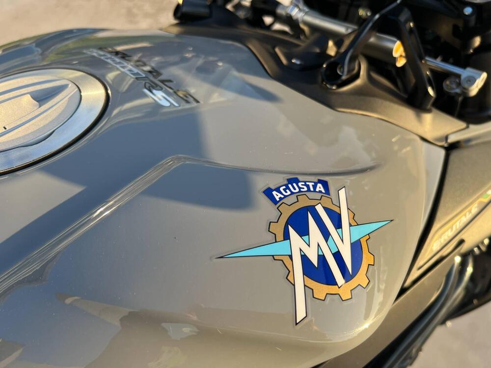 MV Agusta Brutale 1000 RS (2022 - 25) (6)