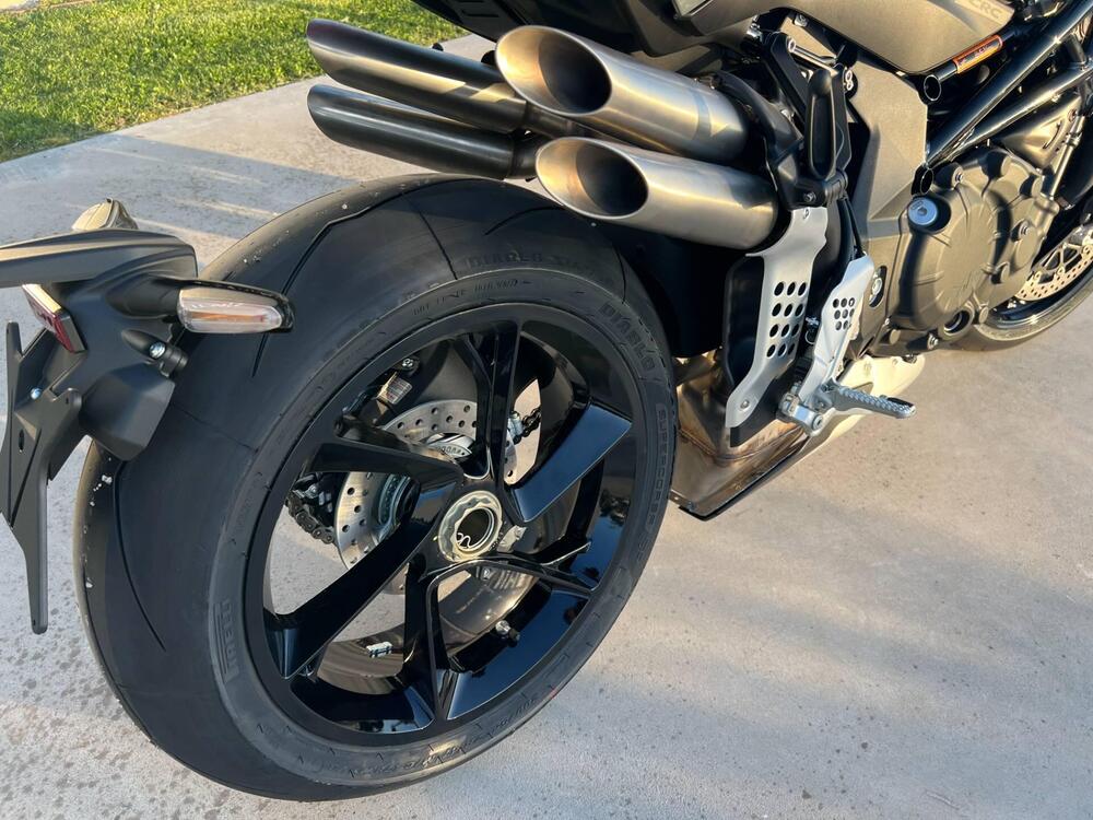 MV Agusta Brutale 1000 RS (2022 - 25) (10)