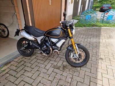 Ducati Scrambler 1100 Sport (2018 - 20) usata