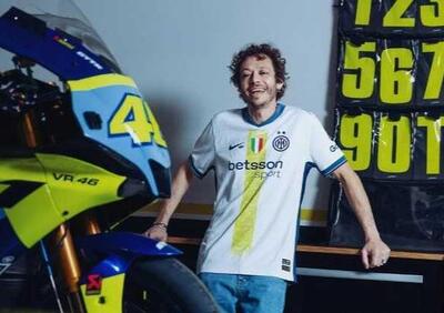 L'Inter celebra Valentino Rossi: ecco la maglietta speciale che verrà indossata nella partita contro il Cagliari [VIDEO E GALLERY]