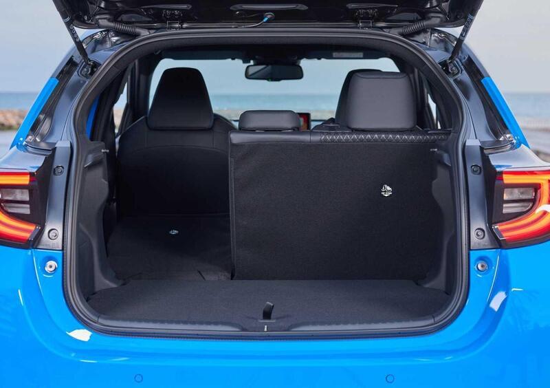 Toyota Yaris (10)