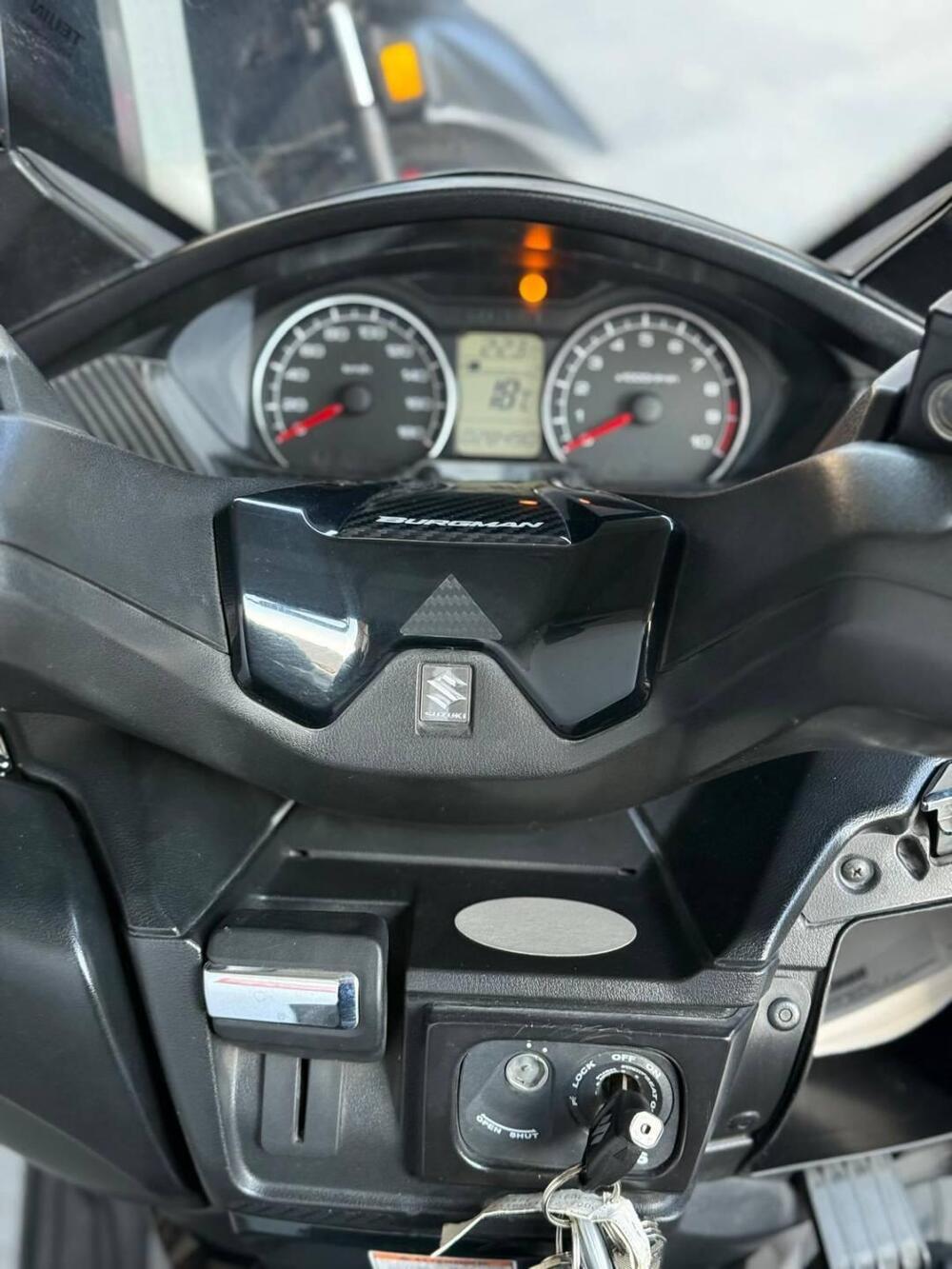 Suzuki Burgman AN 400 Lux ABS (2012 - 17) (10)