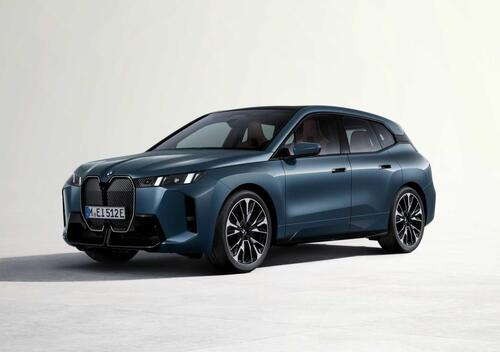 BMW iX