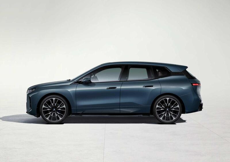 BMW iX (3)