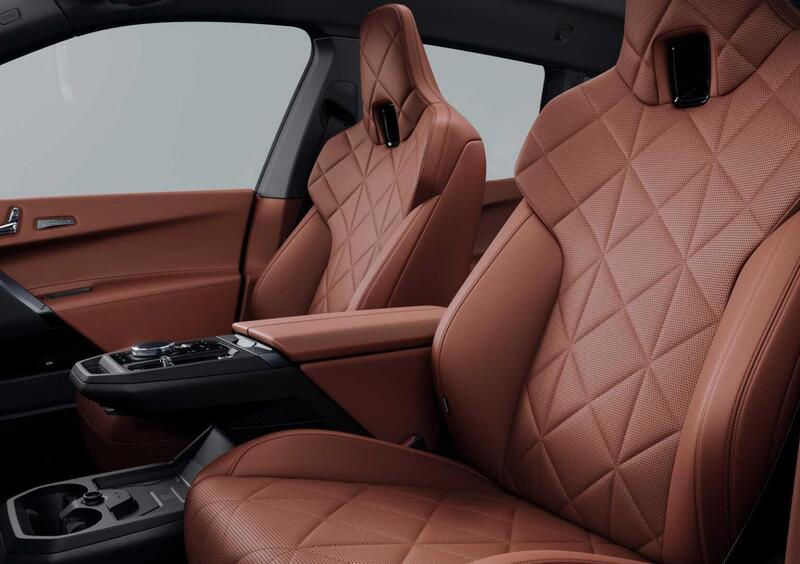 BMW iX (9)
