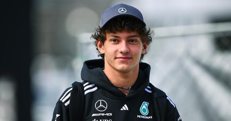 Andrea Kimi Antonelli: &ldquo;Passare da una microcar alla Mercedes-AMG GT 63 &egrave; come saltare dalla F4 alla F1&rdquo;. E svela perch&eacute; la pu&ograve; guidare da neopatentato