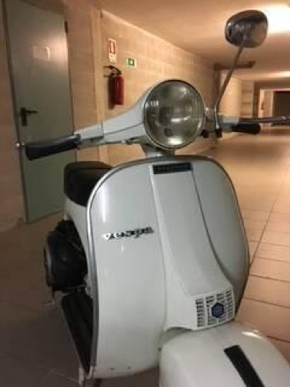 Piaggio VESPA P125X (5)
