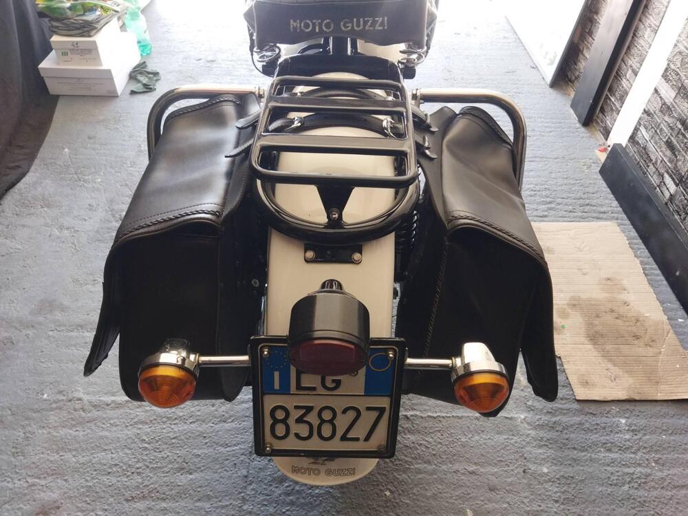 Moto Guzzi V7 (6)
