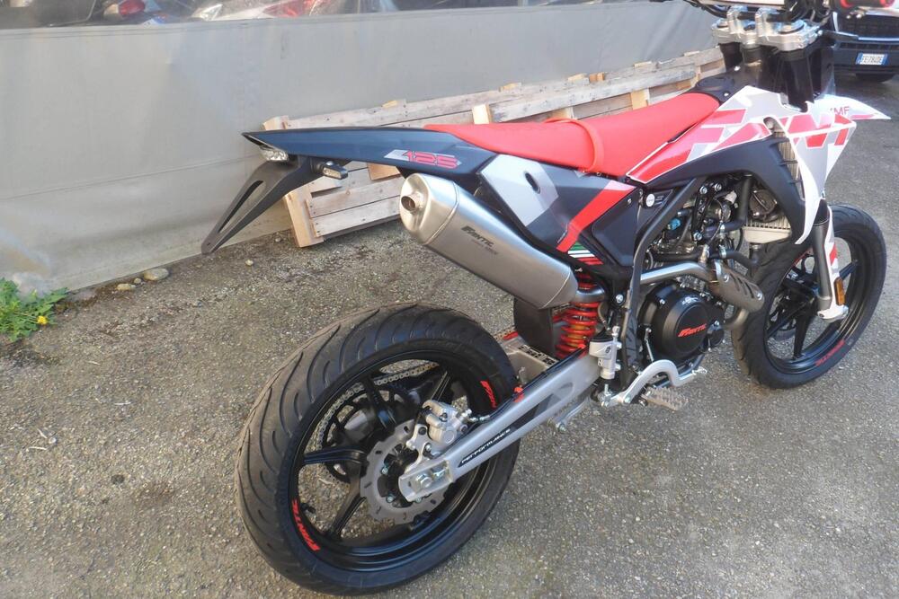 Fantic Motor XMF 125 Performance (2025) (3)