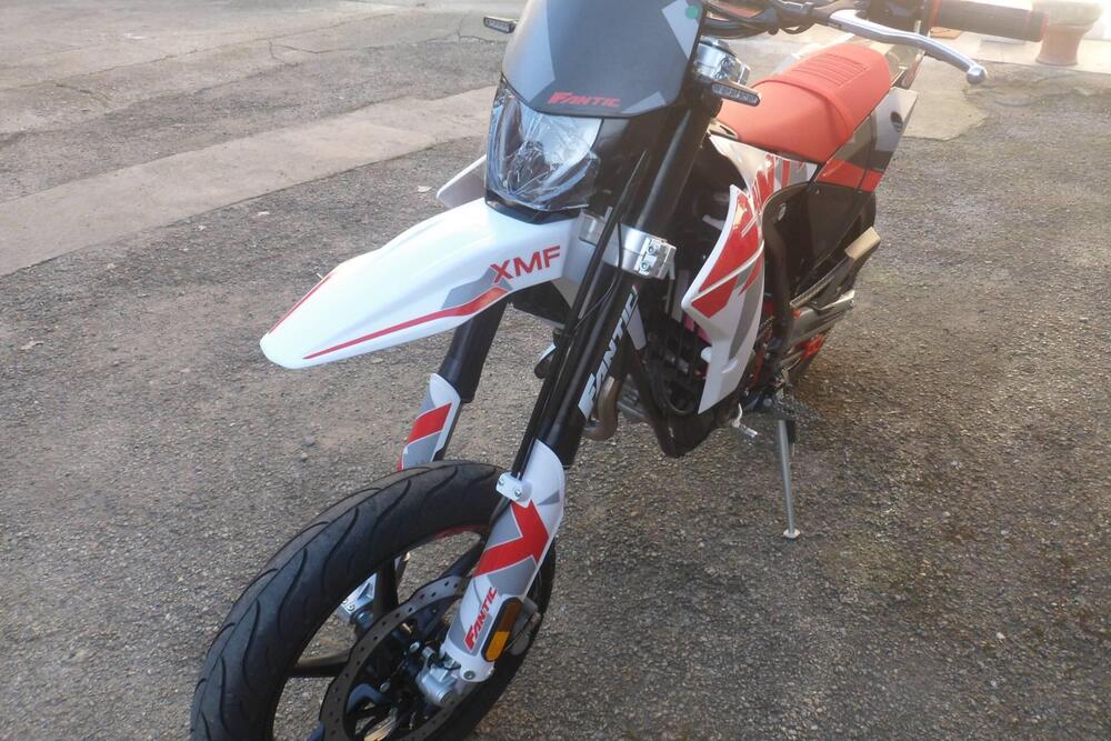 Fantic Motor XMF 125 Performance (2025) (6)