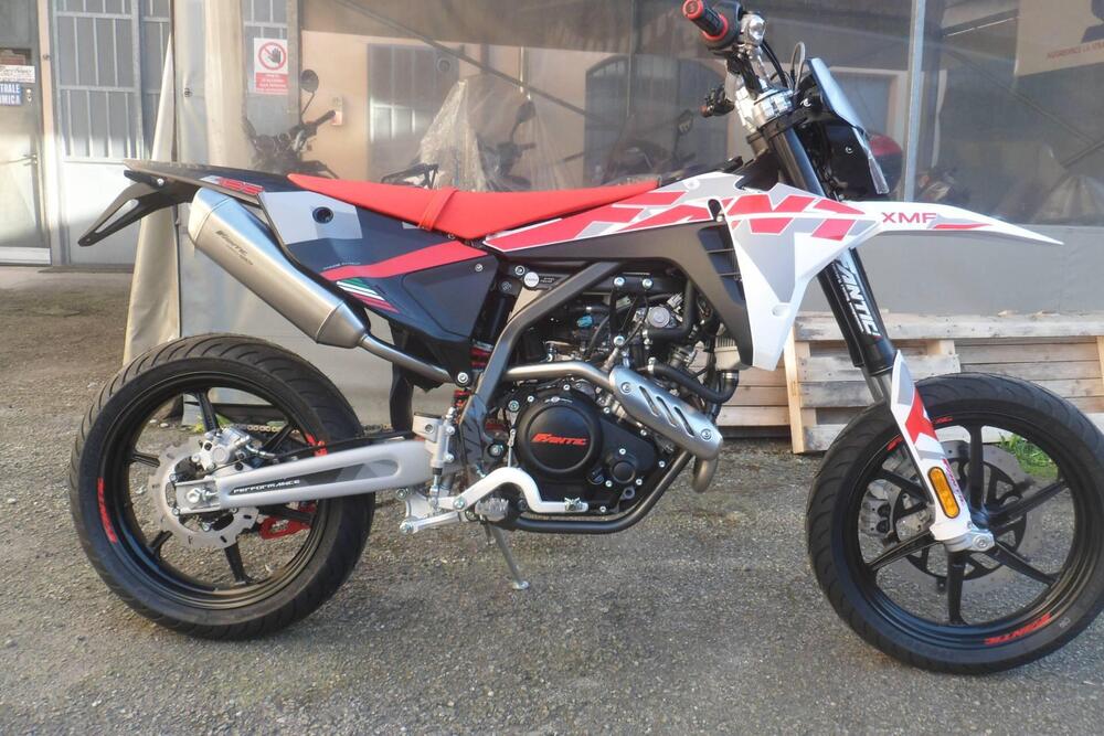 Fantic Motor XMF 125 Performance (2025) (7)