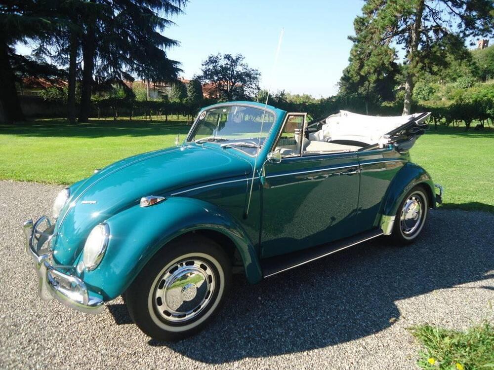 Volkswagen Maggiolino Cabriolet Karmann d'epoca a Brescia