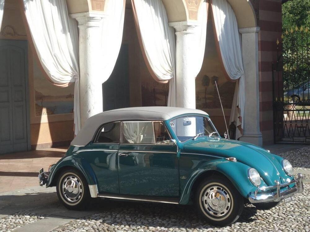 Volkswagen Maggiolino Cabriolet Karmann d'epoca a Brescia (3)