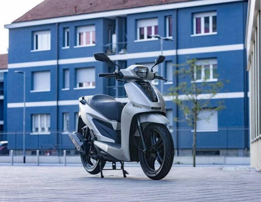 Um Italia Wynwood 125 (2025) (12)